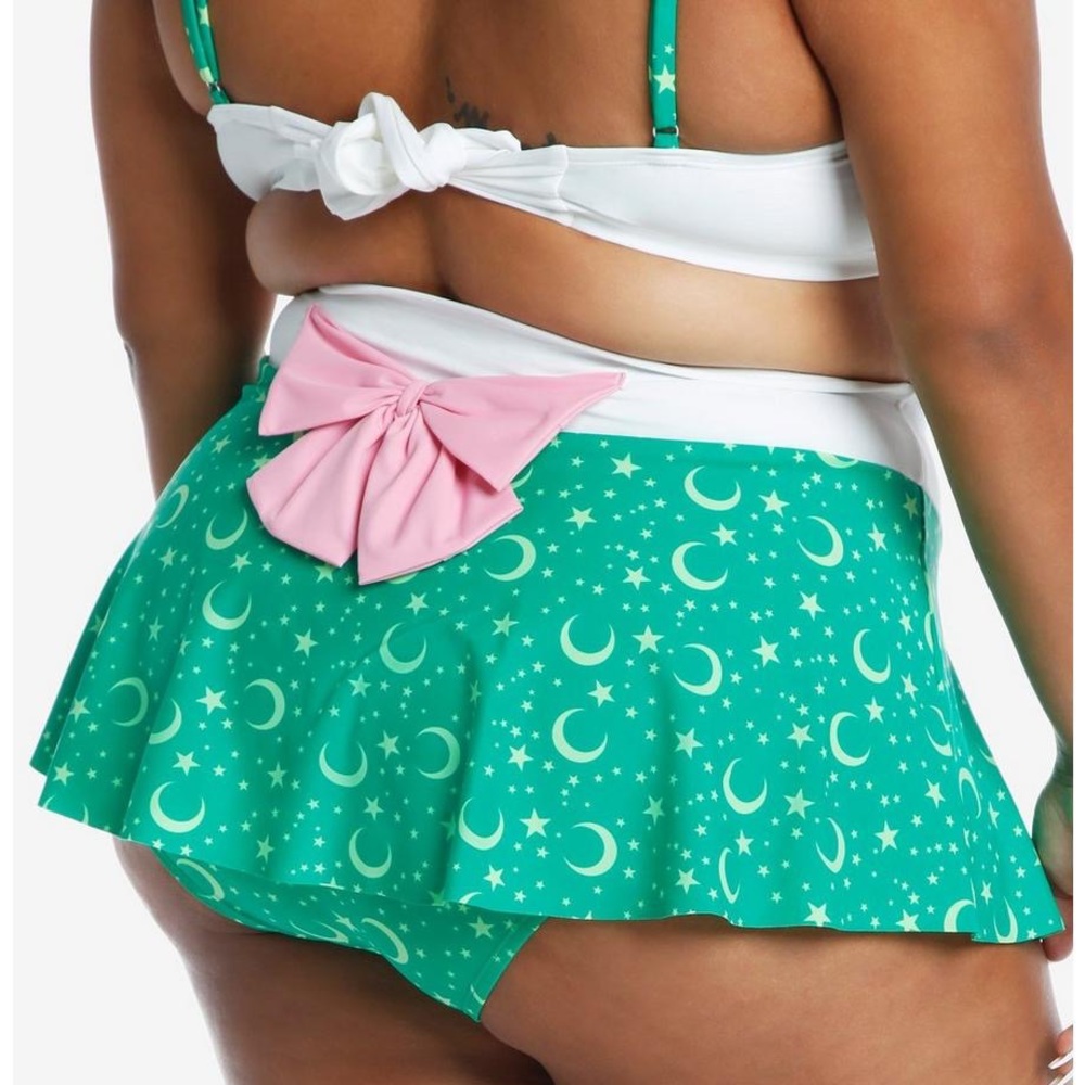 SOLD‼️ HOT TOPIC Sailor Moon Sailor Jupiter Cosplay Skirted Swim Bottom Plus - Picture 2 of 13